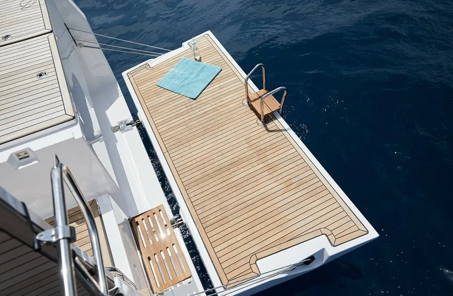 Vela - Sailboat in Volos