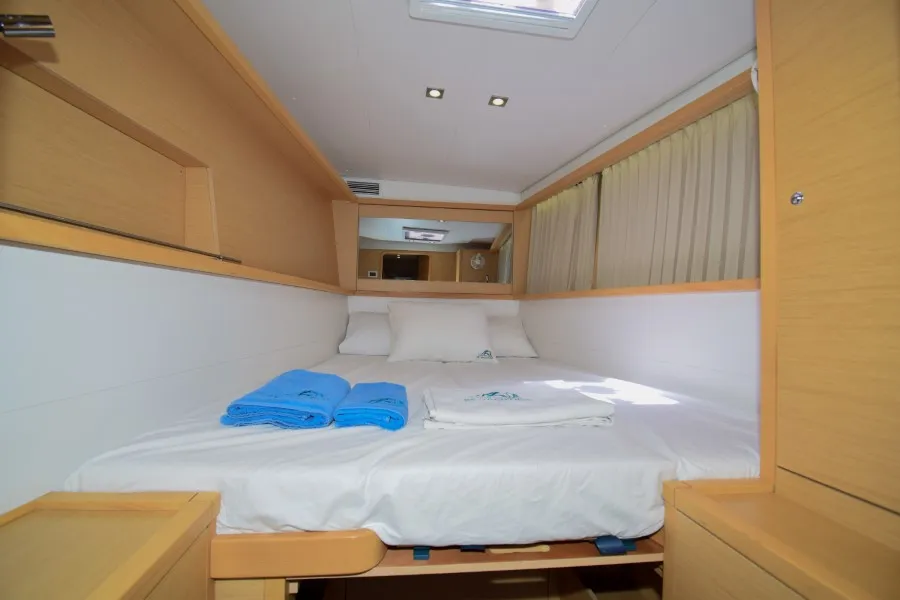 Loryma Sailing - Catamaran in Adaköy
