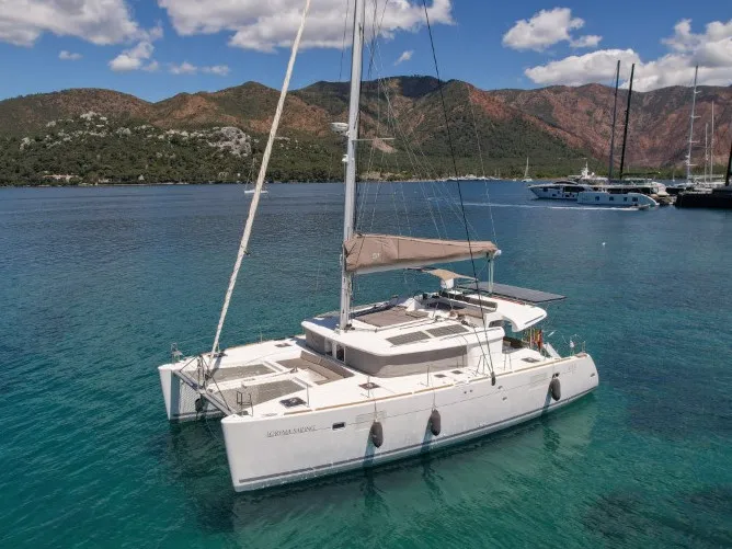 Loryma Sailing - Catamaran in Adaköy