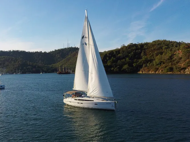 Santiago - Sailboat in Karagözler