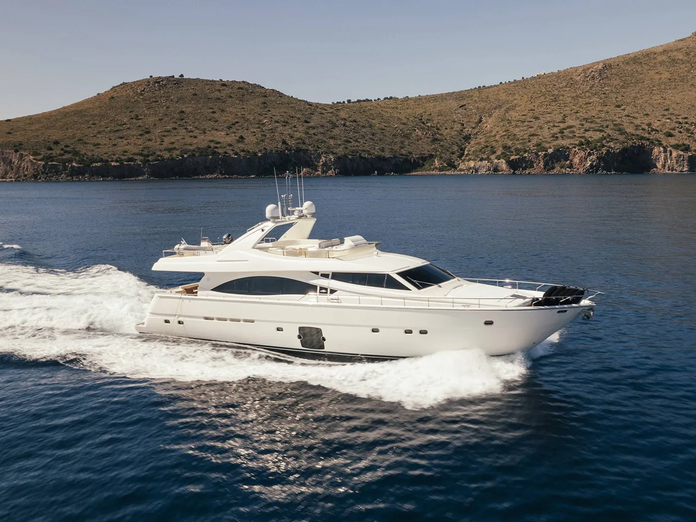 Lidia - Motor Yacht in Glifada