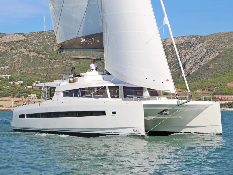 LIBRA - Catamaran in Alimos