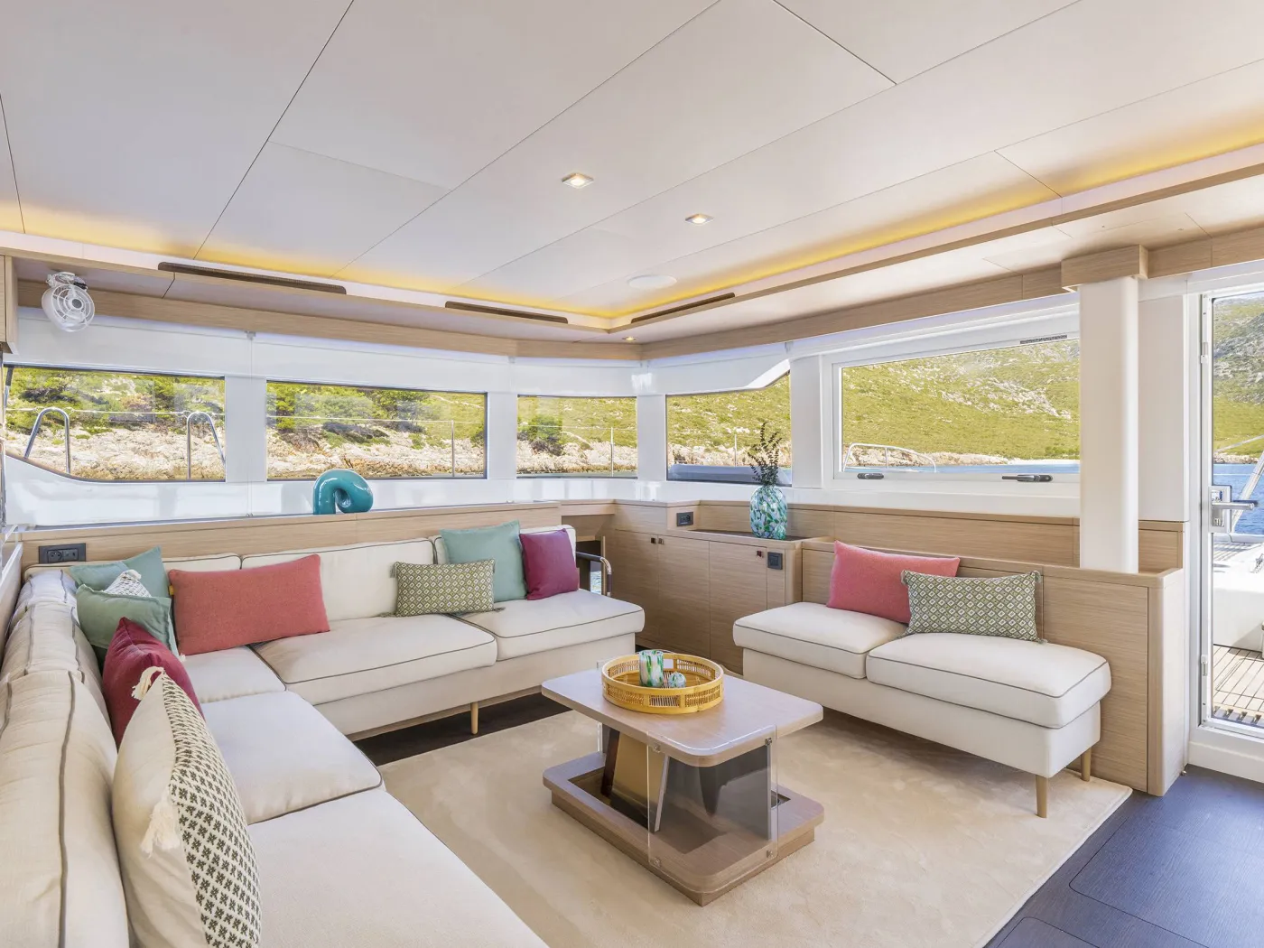 LADY M - Catamaran in Alimos