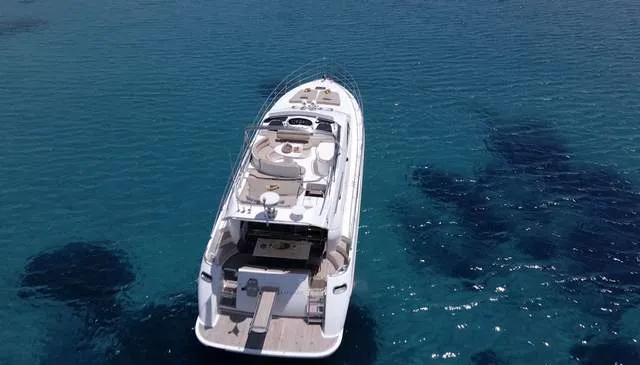 Azimut - Motor Yacht in Mikonos