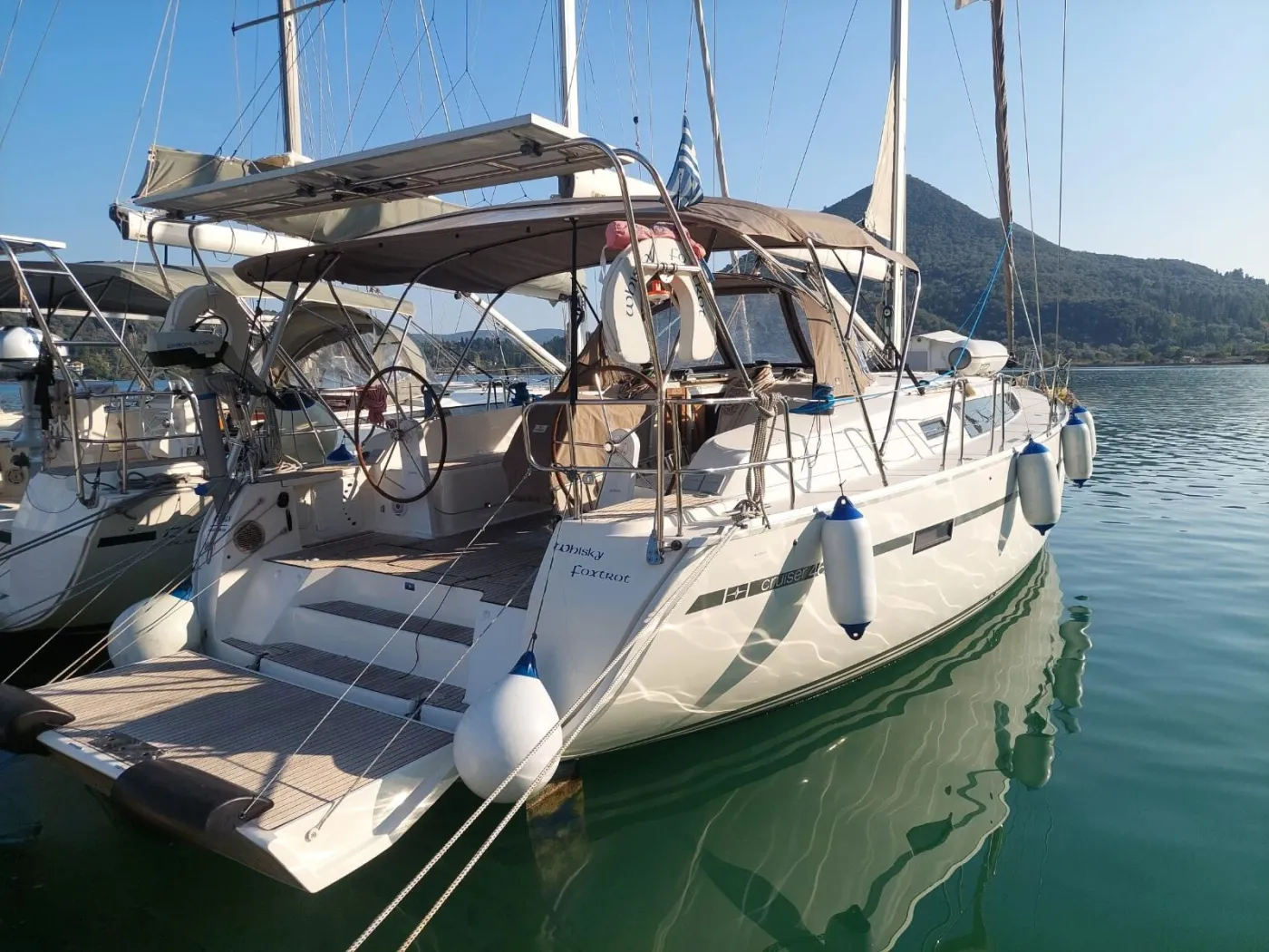 WHISKY FOXTROT - Sailboat in Vlicho