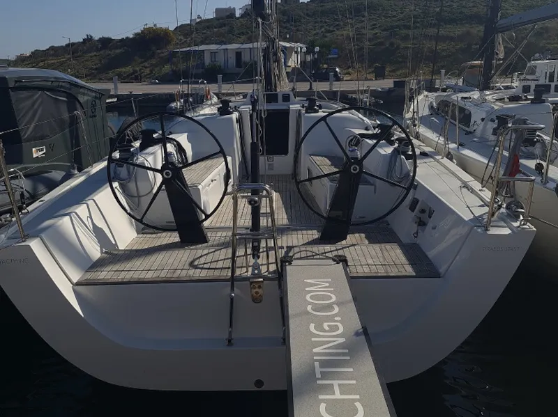 Gazelle - Sailboat in Anatoliki Attiki