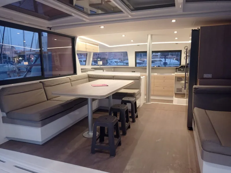 Mary - Catamaran in Cannigione