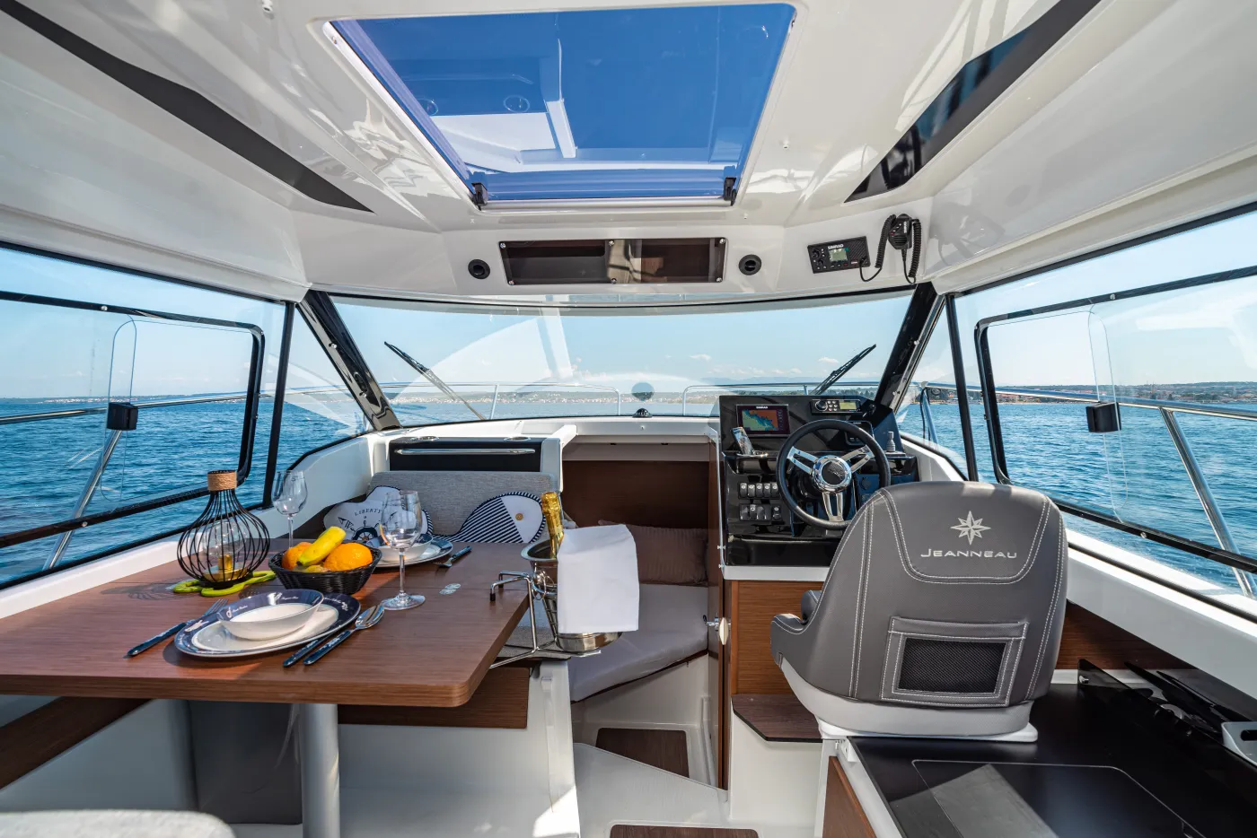 KlaPa - Motor Yacht in Novigrad