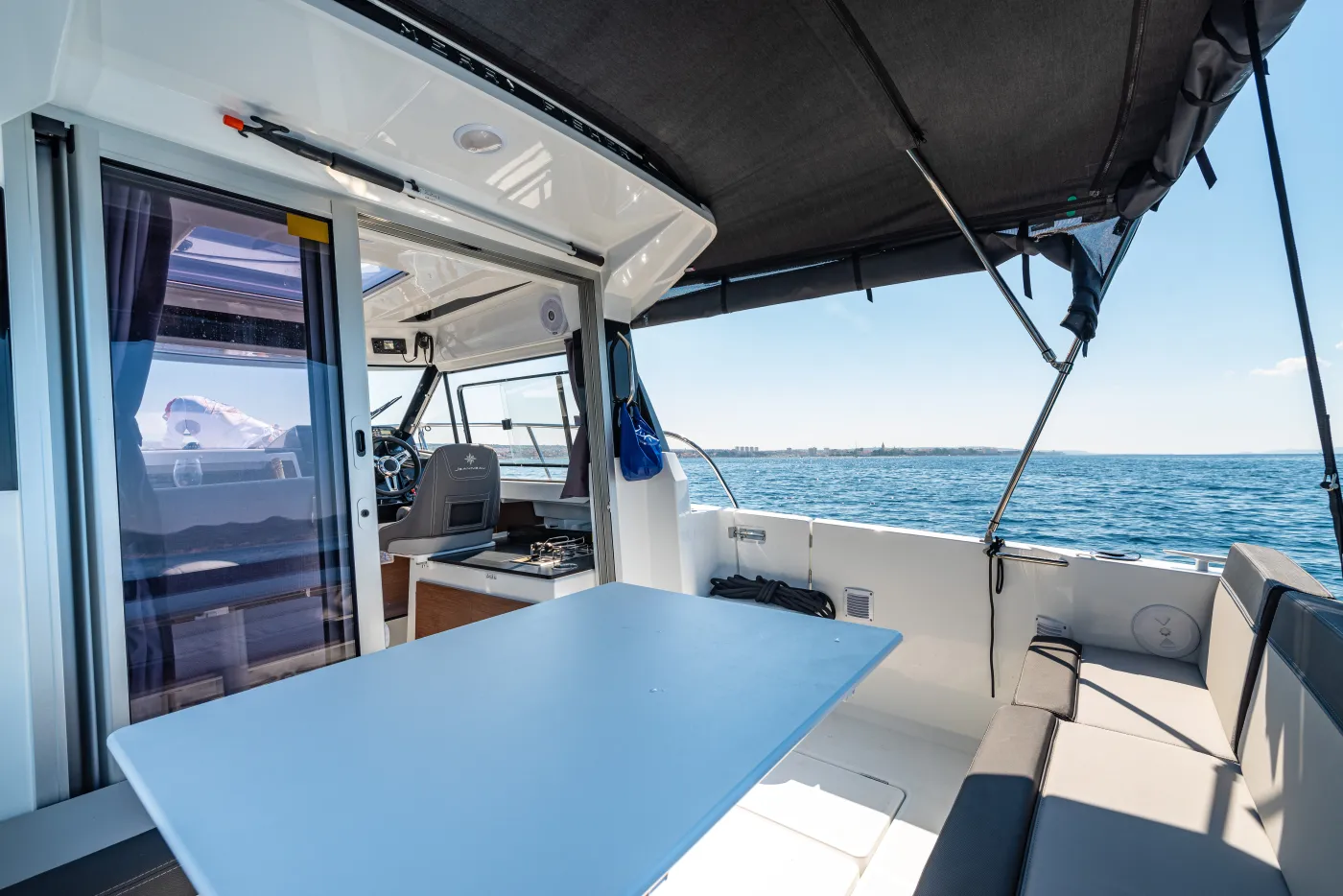 KlaPa - Motor Yacht in Novigrad
