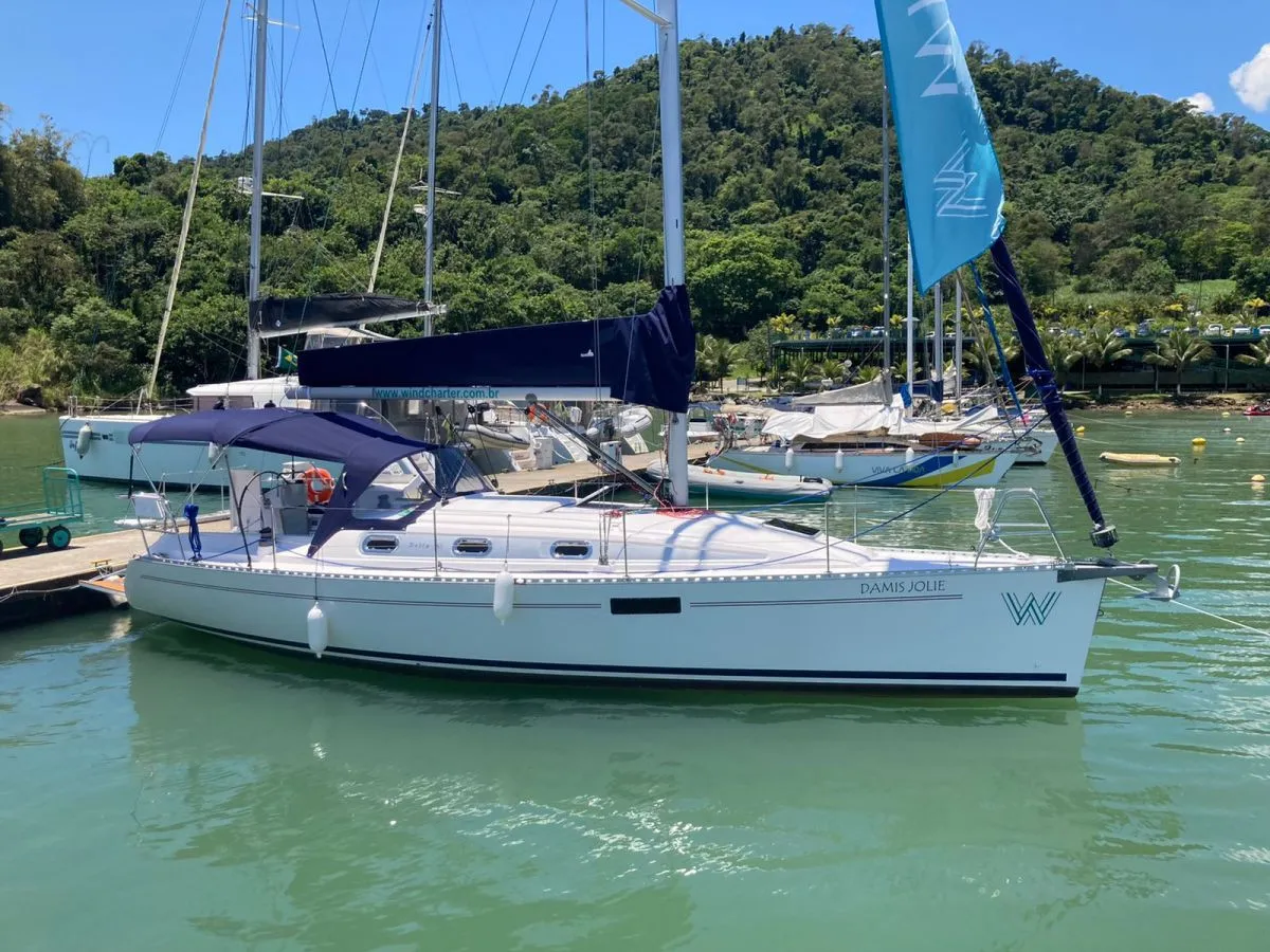 Damis Jolie - Sailboat in Paraty