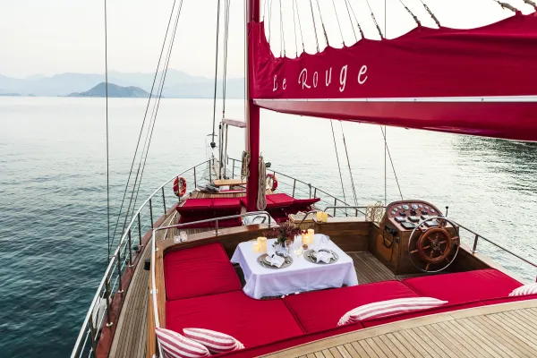 Le Rouge