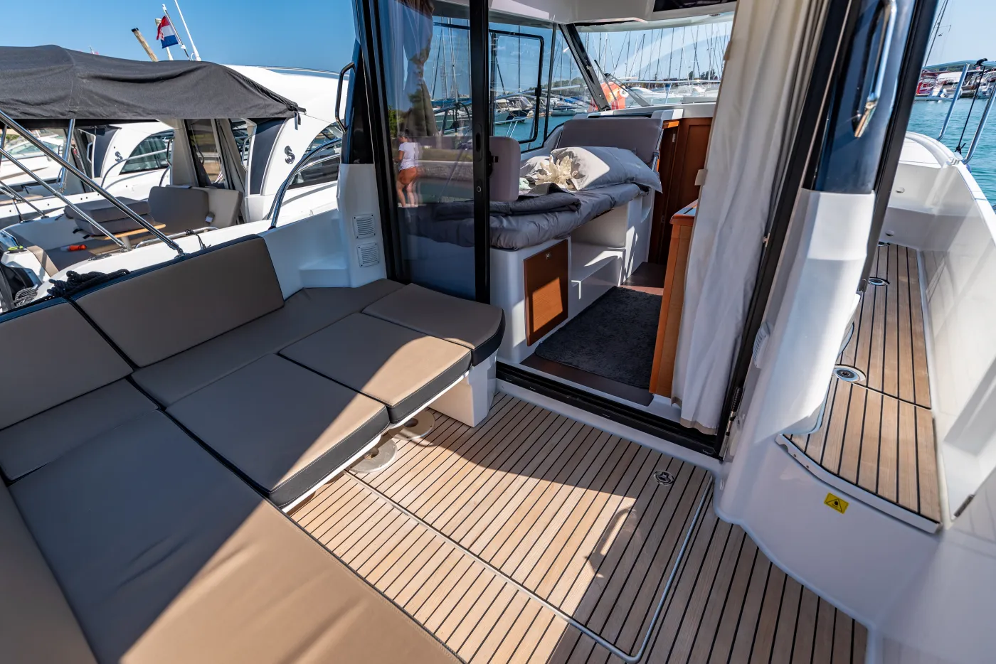 Leonie - Motor Yacht in Pula