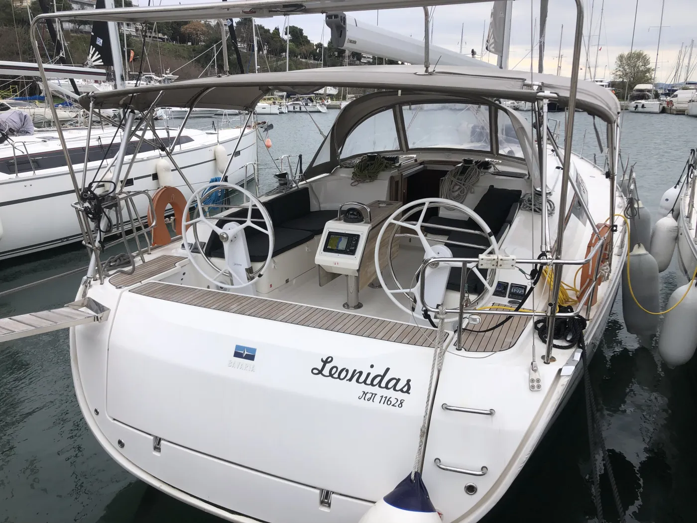 Leonidas - Yelkenli içinde Lefkada