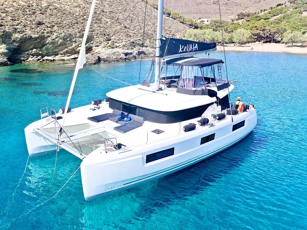 KeYMA - Catamaran in Tourlos