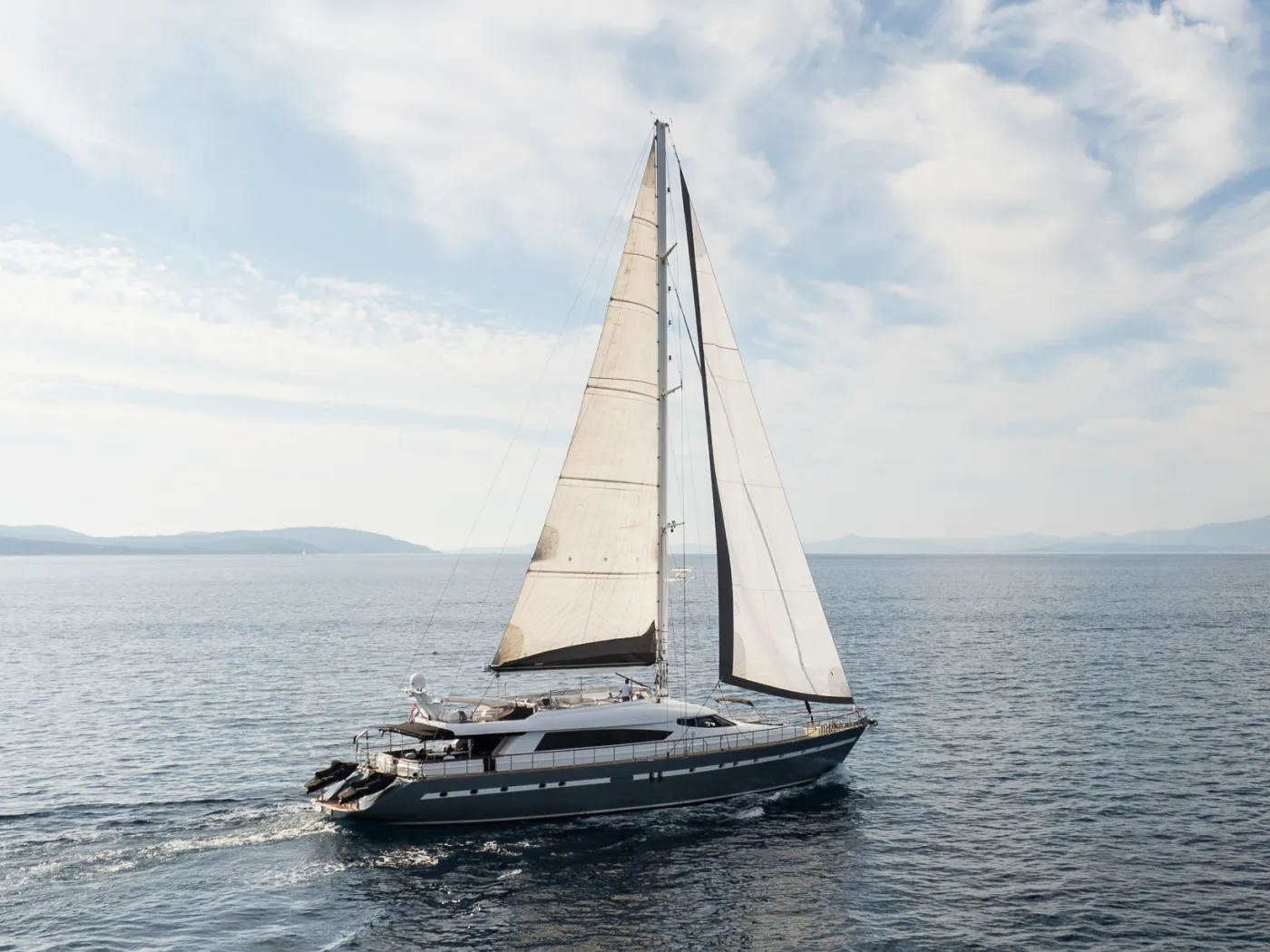 San Limi - Motor Yacht in Split