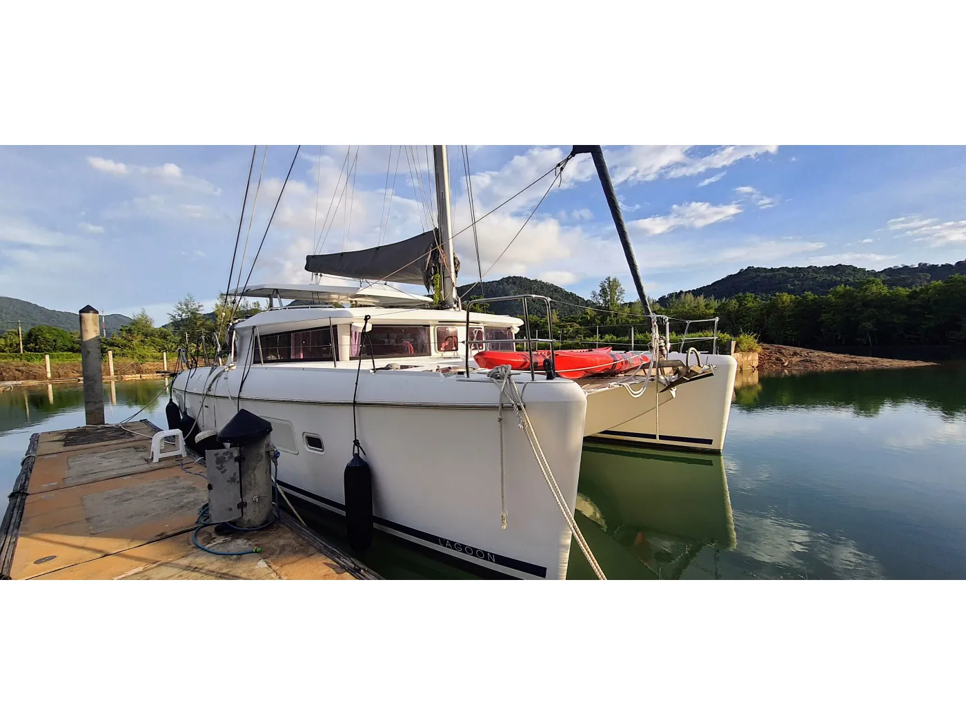 Exit Strategy - Catamaran in Koh Chang Tai