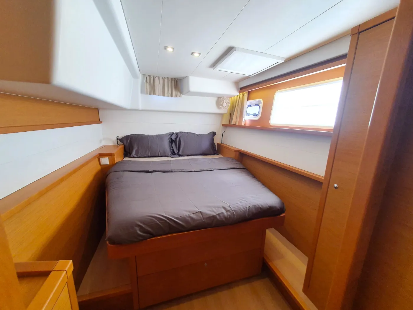ArMarg - Catamaran in Koh Chang Tai