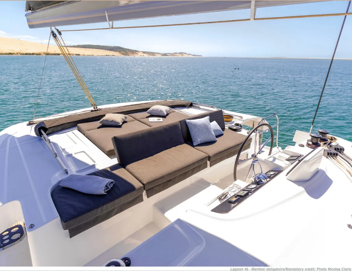Dos Hermanos - Catamaran in Lefkada