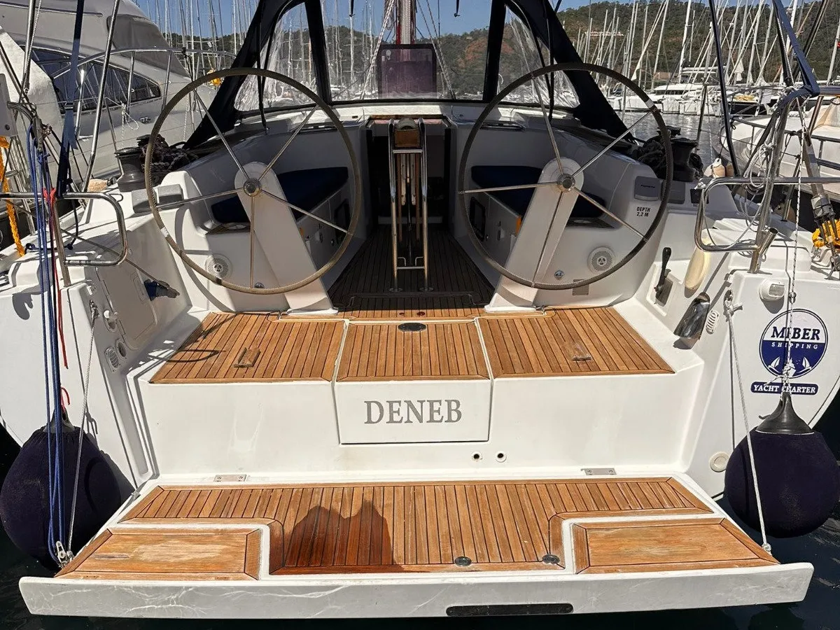 Deneb - Sailboat in Karagözler