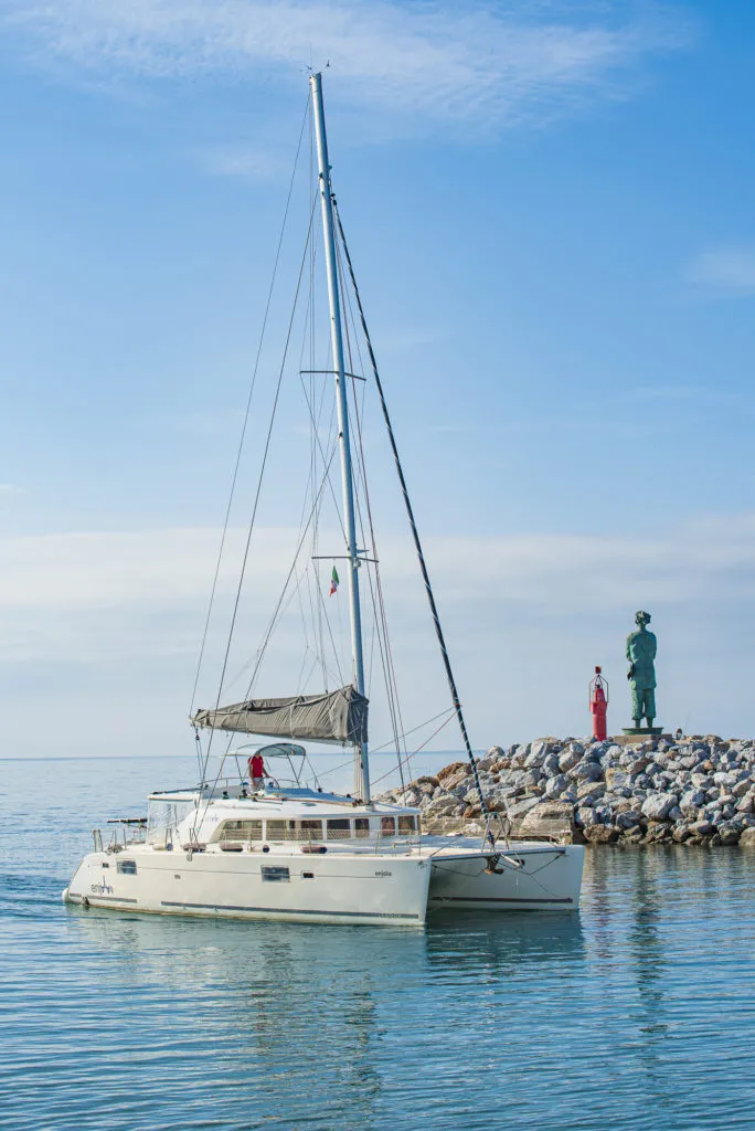 Enjala - Katamaran içinde Provincia di Livorno