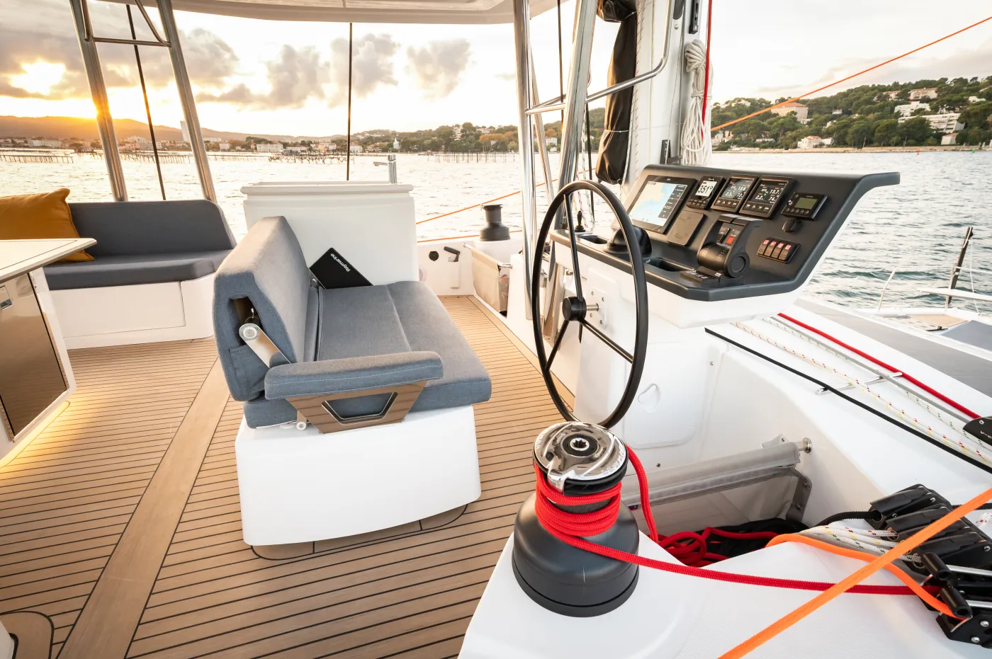 DISFRUTONA - Catamaran in Port d'Andratx