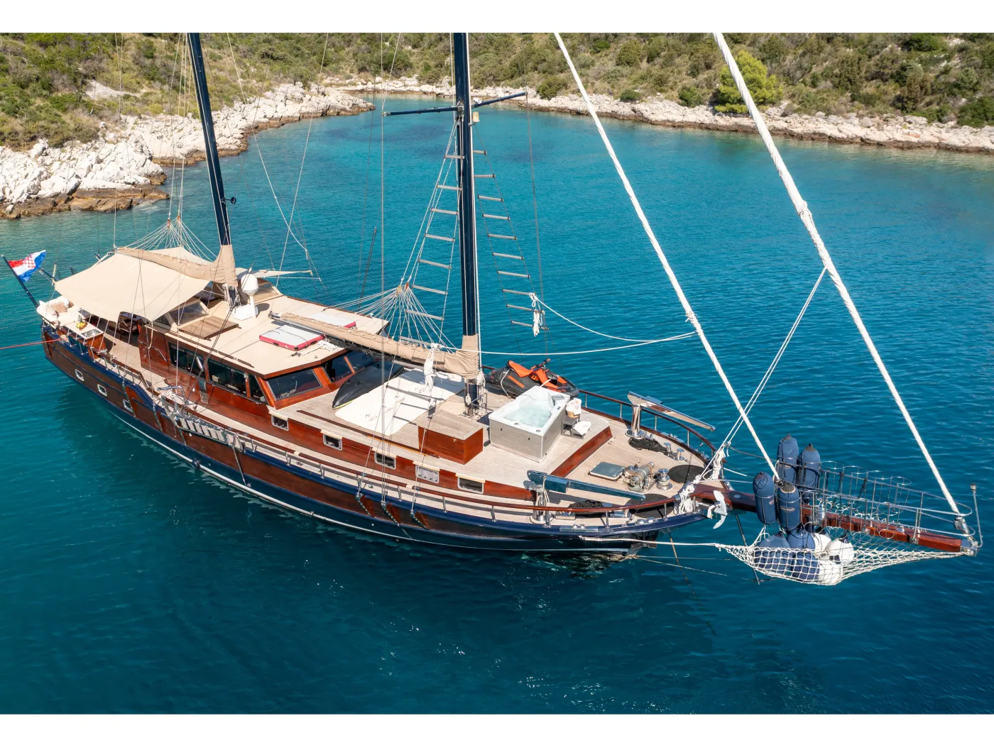 Pacha - Gulet içinde Split