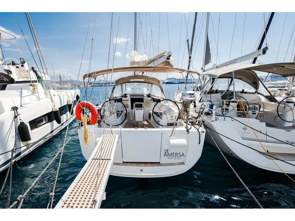 AMERSA - Sailboat in Lavrio