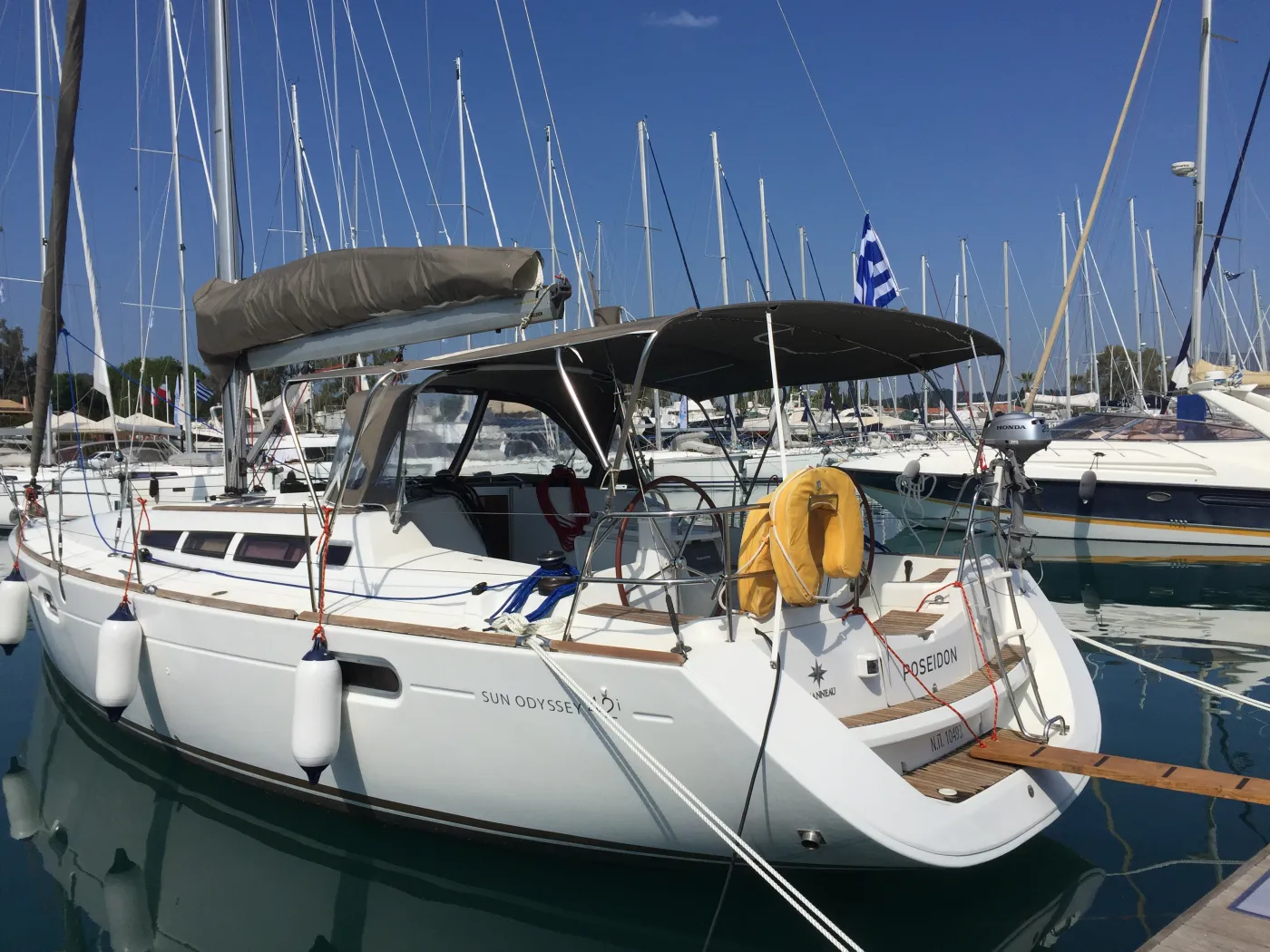 POSEIDON - Sailboat in Mpenitses