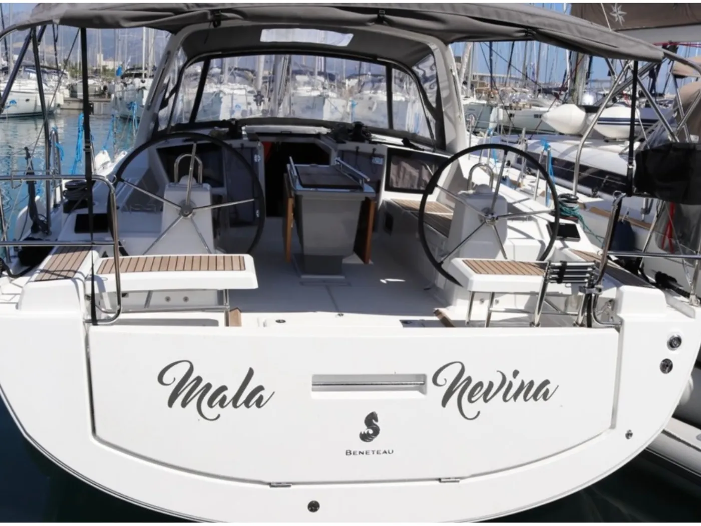 MALA NEVINA - Sailboat in Preveza