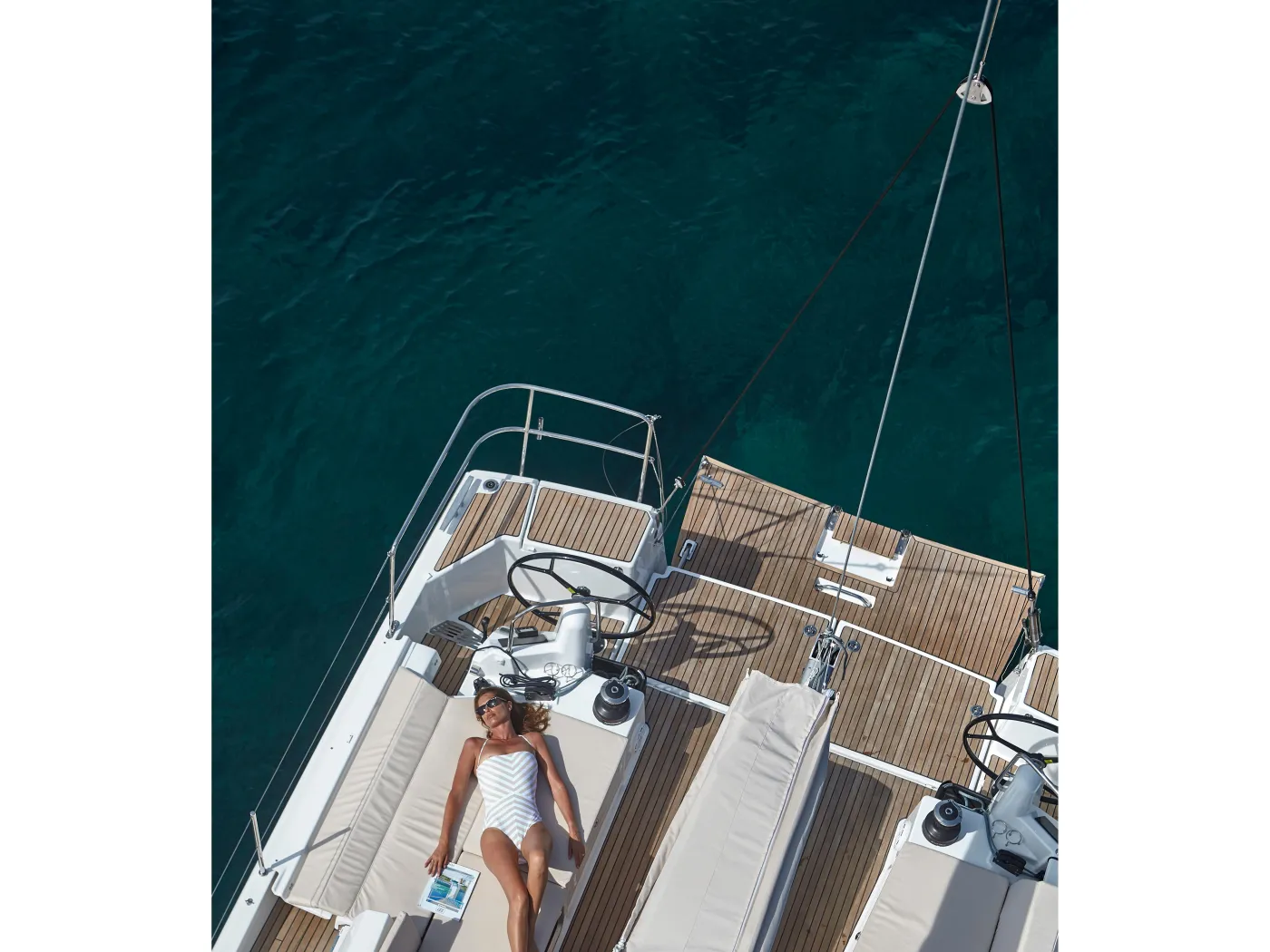 ETHERIA - Sailboat in Neo Klima