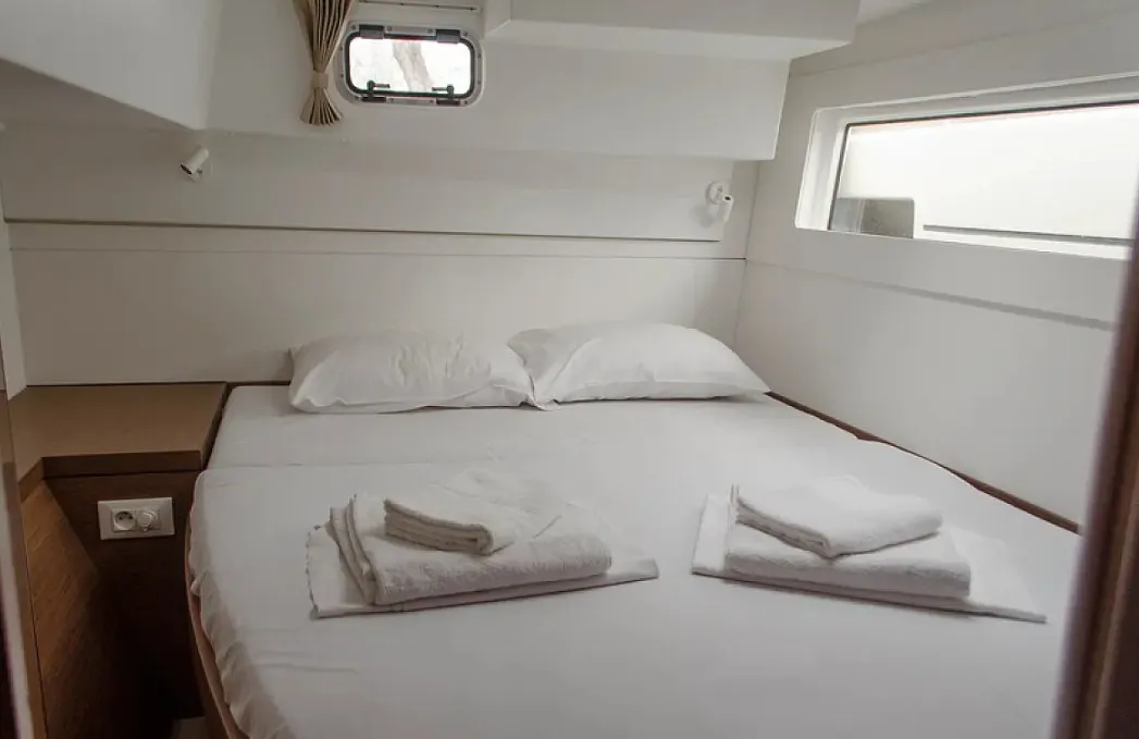 ANEMONI - Catamaran in Preveza