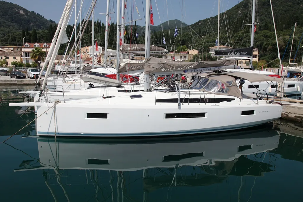 PANGEO - Sailboat in Mpenitses