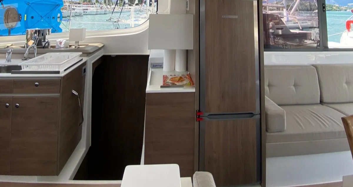 STEADY STREAMER - Catamaran in Alimos