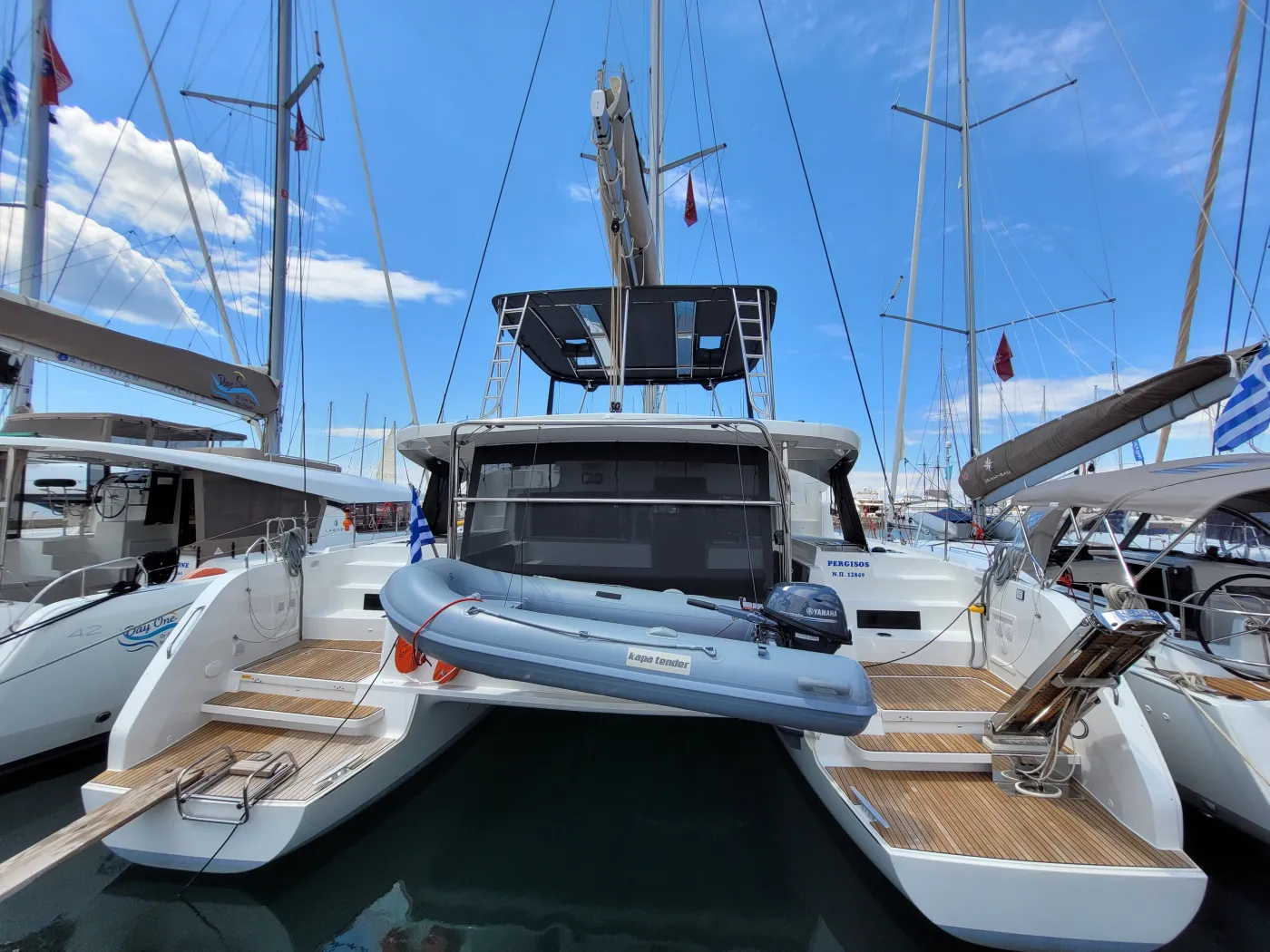 PERGISOS - Catamaran in Kallithea