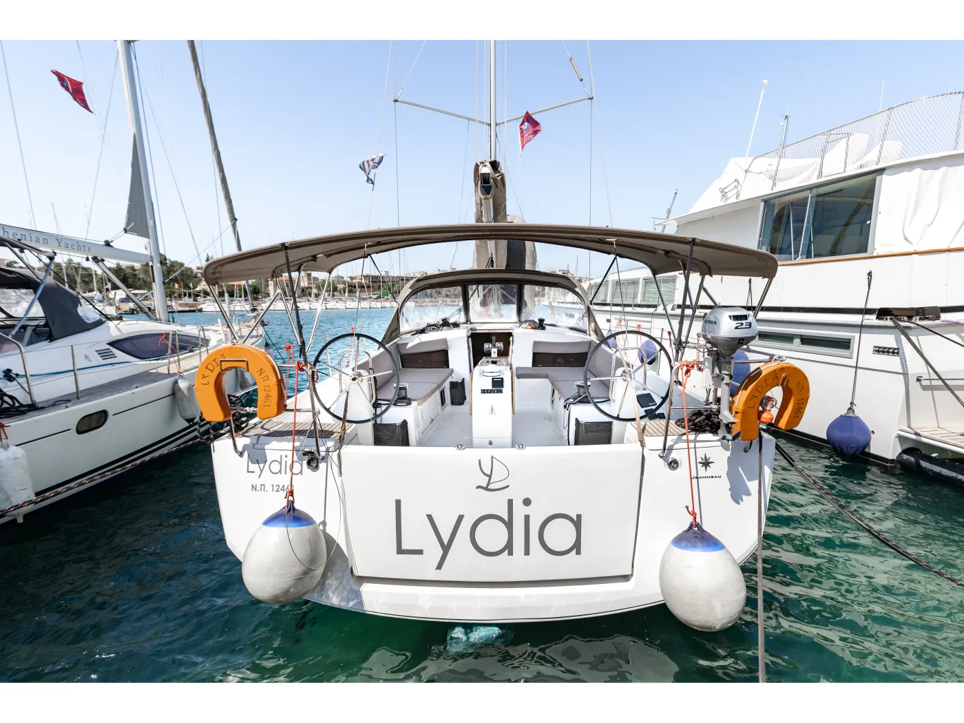 LYDIA - Yelkenli içinde Lavrio