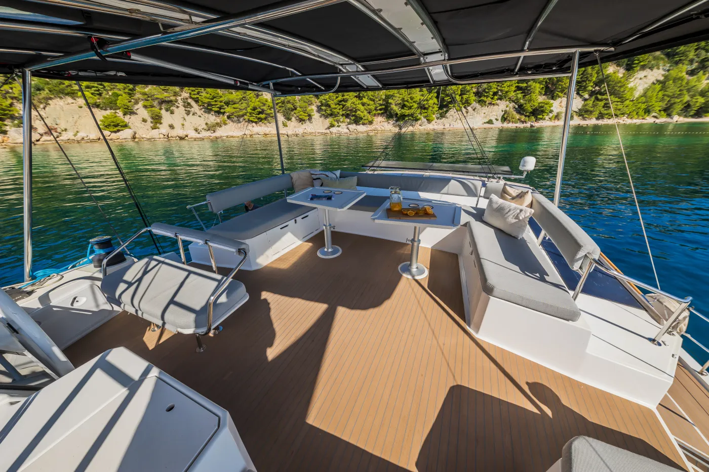 OCEAN LOUNGE - Catamaran in Alimos