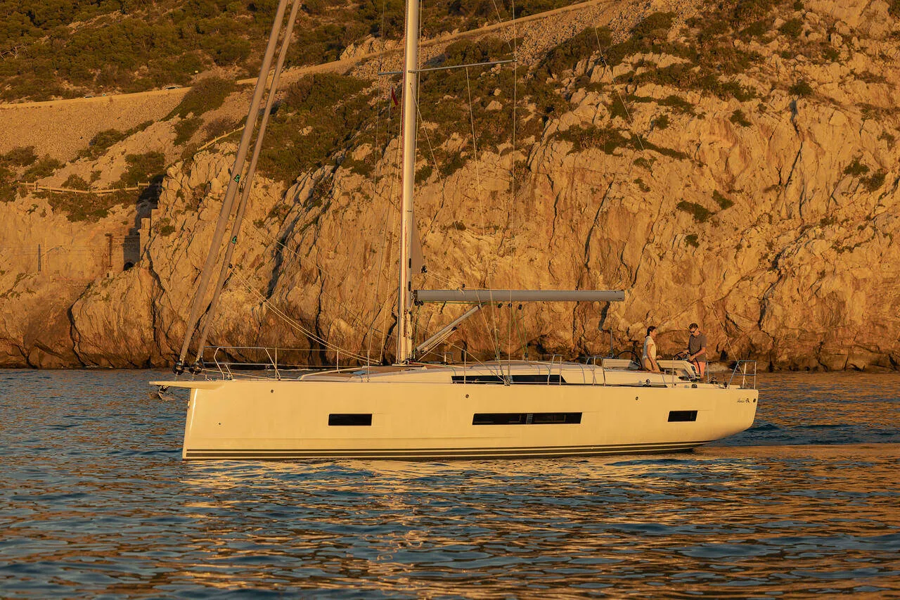 Okeanida - Sailboat in Anatoliki Attiki