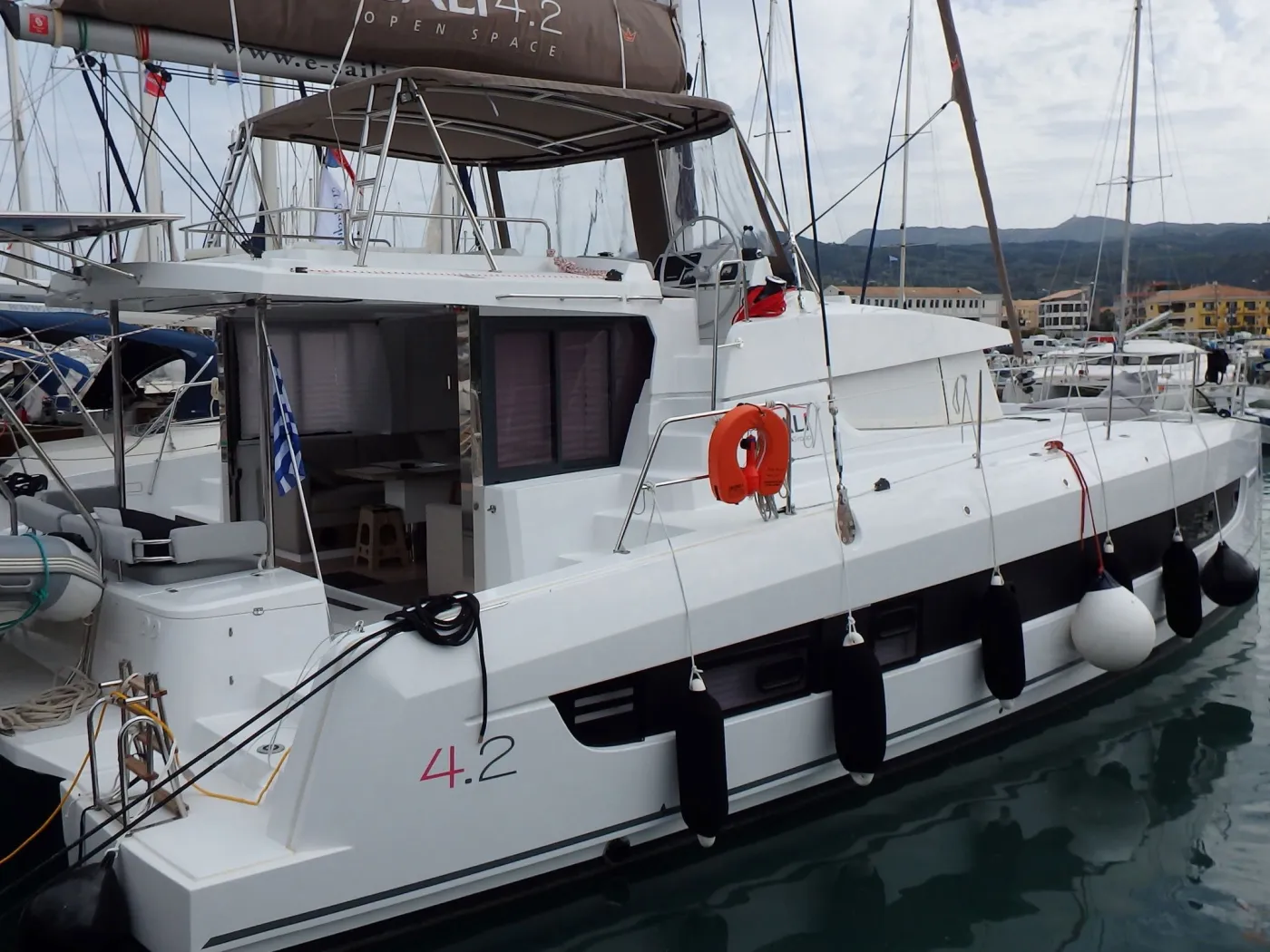 Blue Navy - Catamaran in Nikiana