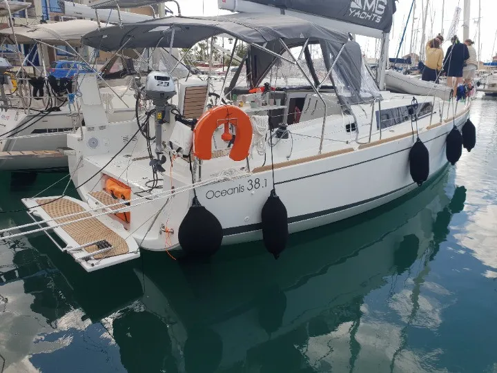The Boss - Sailboat in Palairos