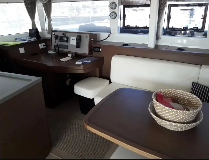 Aristofanis - Catamaran in Lefkada