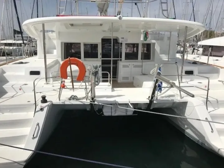 Aristofanis - Catamaran in Lefkada