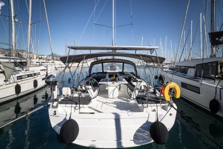 Mary Too - Sailboat in Alimos
