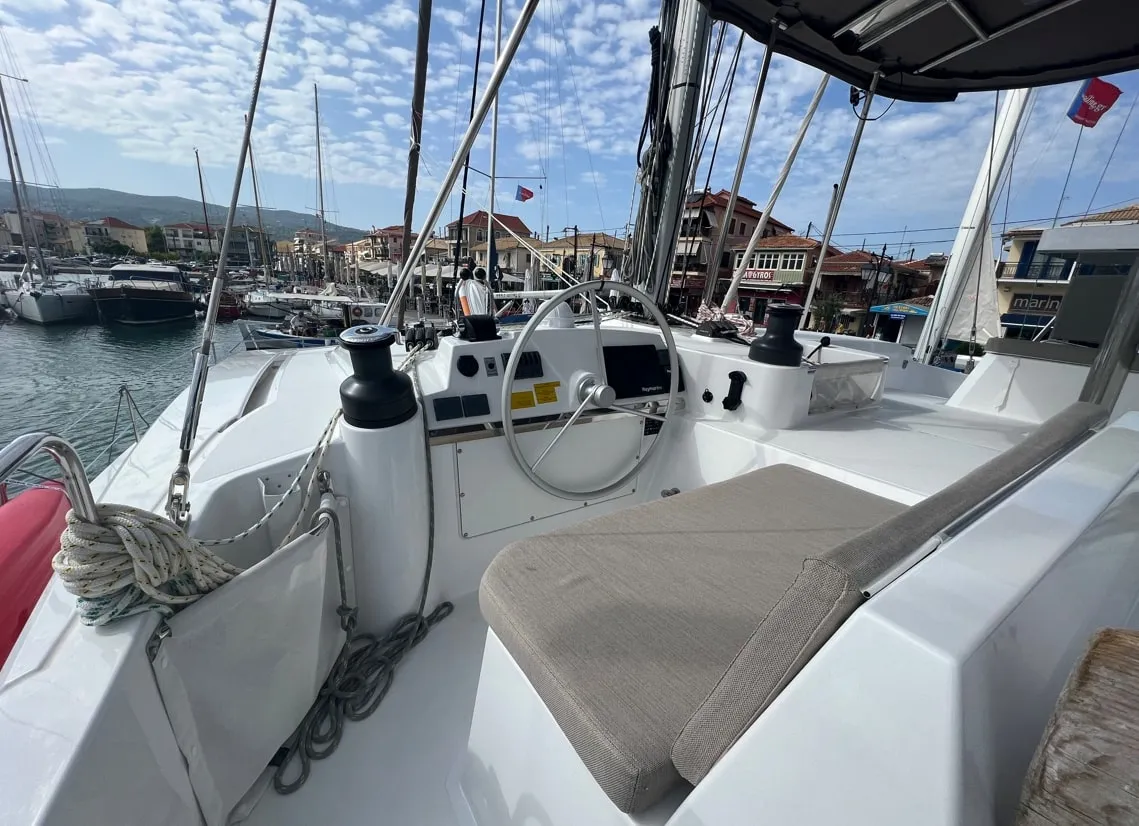 Blue Diamond - Catamaran in Lefkada