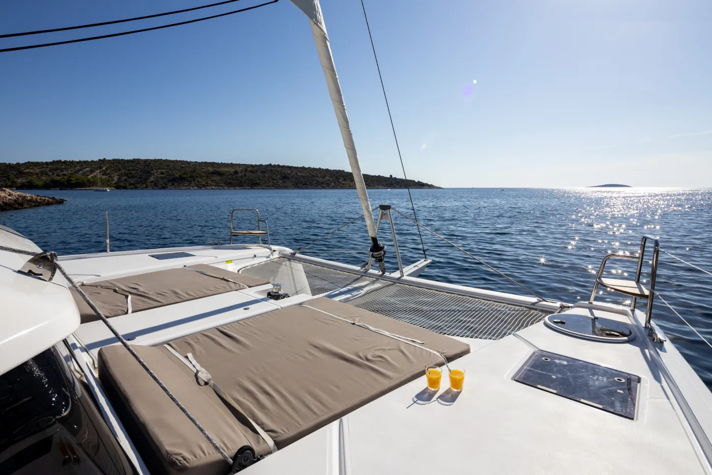 BRO - Catamaran in Primošten