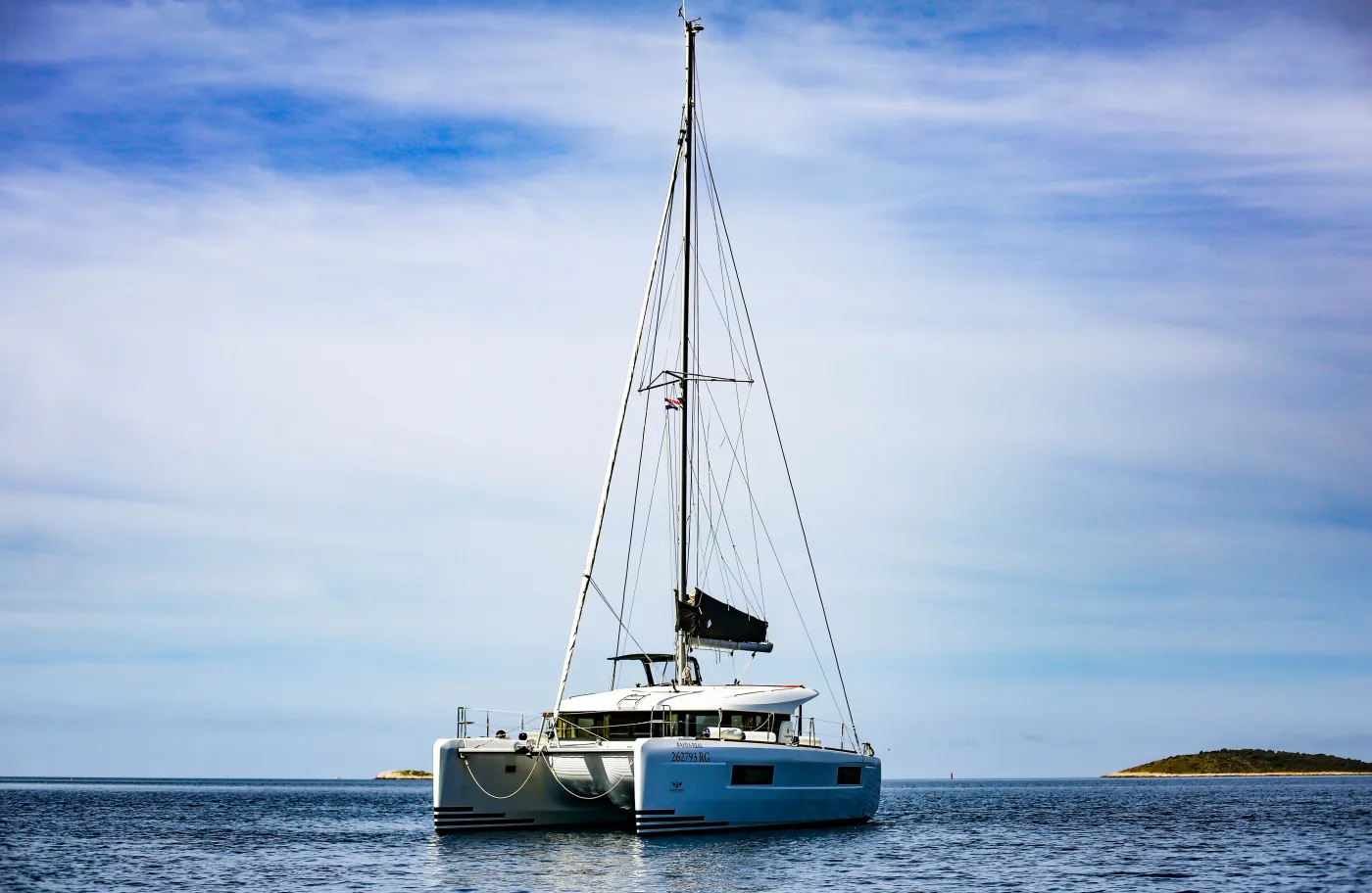 Bahia Real - Catamaran in Primošten