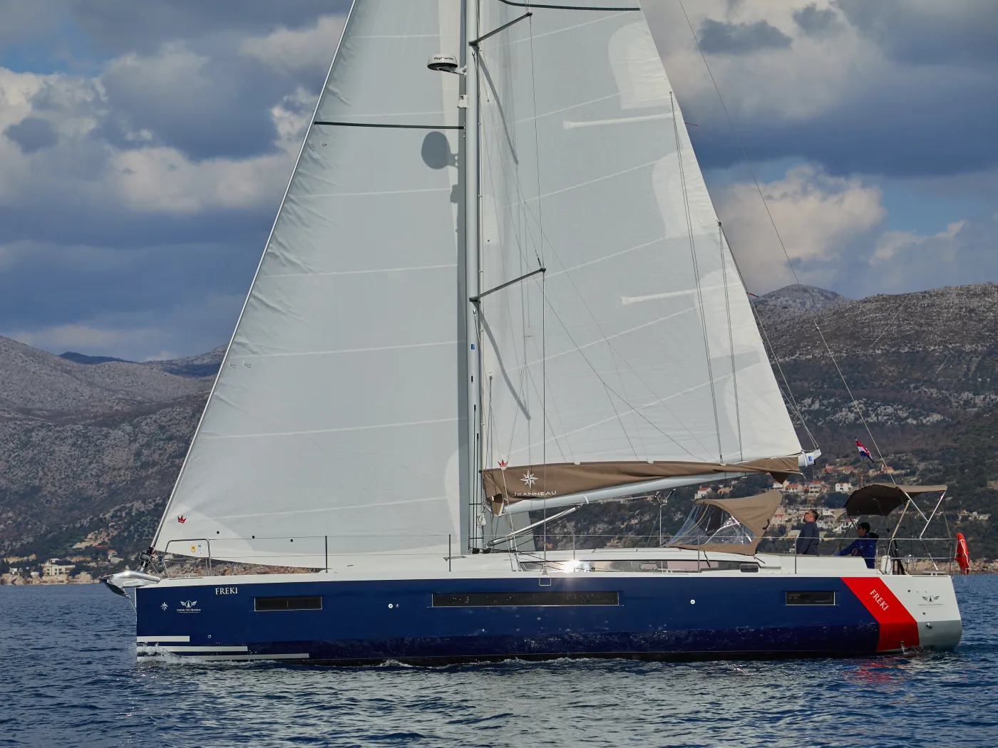 FREKI - Sailboat in Primošten