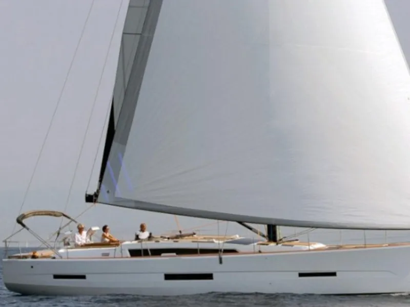 Altamira - Yelkenli içinde Lefkada