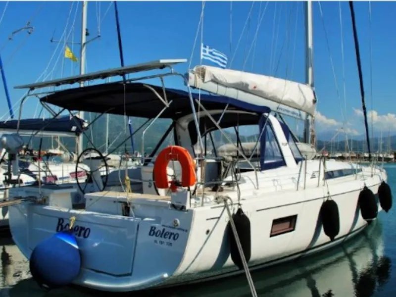 Bolero - Yelkenli içinde Lefkada