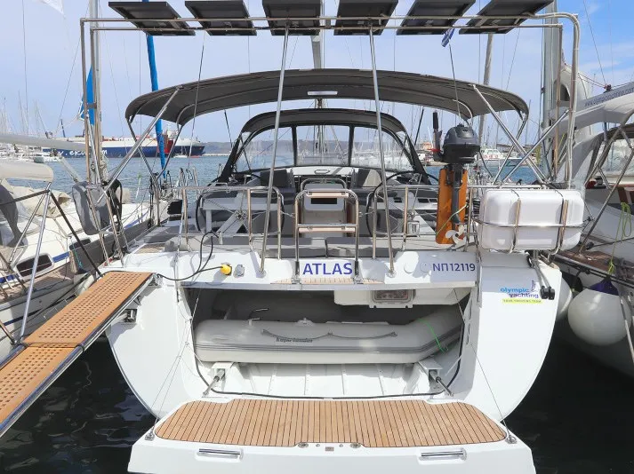 Atlas - Sailboat in Lavrio