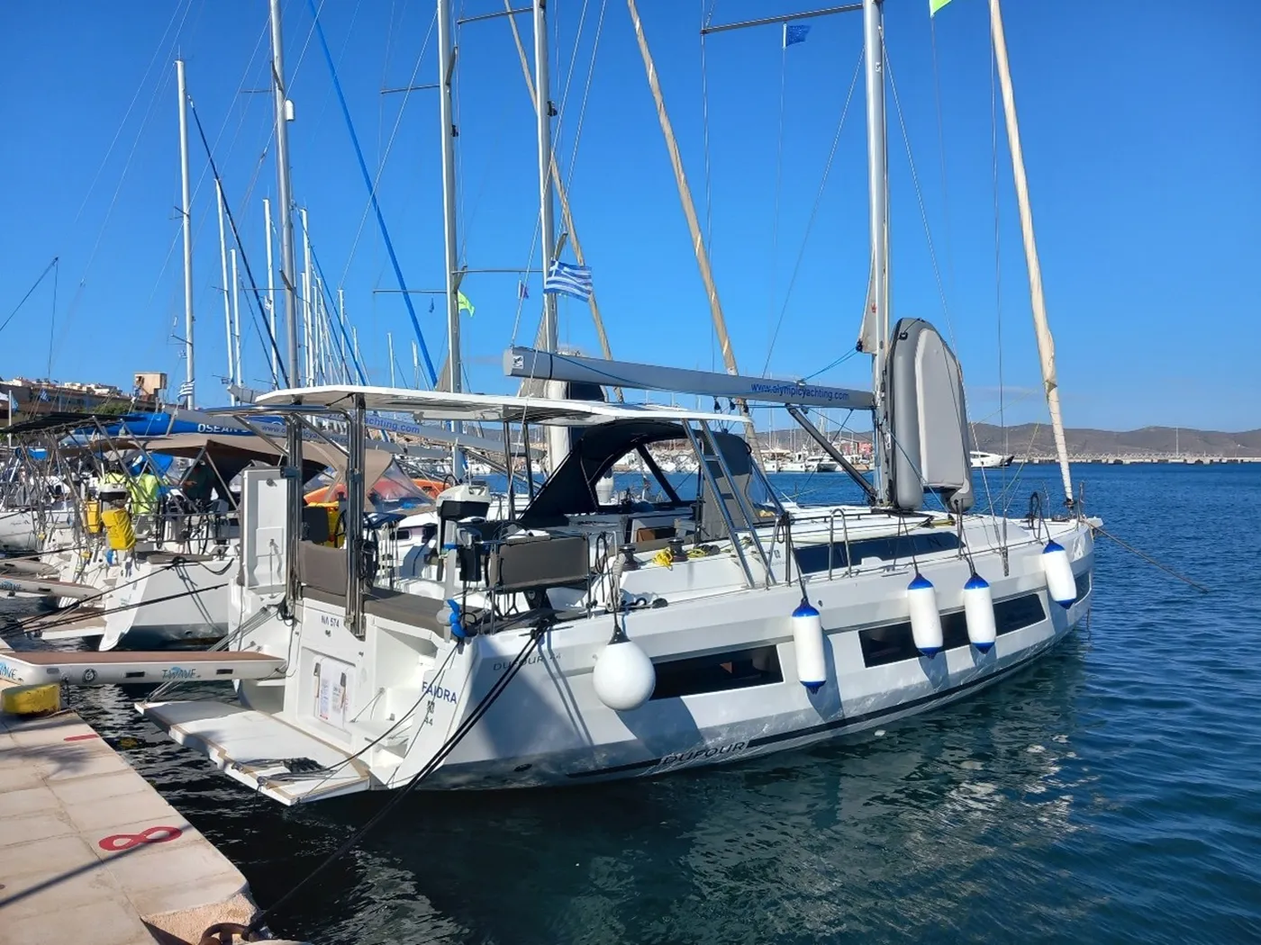 Faidra - Yelkenli içinde Lavrio